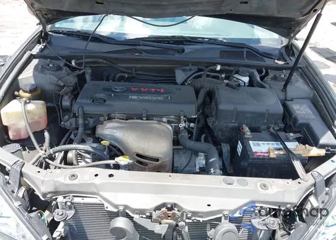 2003 Toyota Camry Le z USA, uszkodzony, nr VIN 4T1BE32KX3U737323